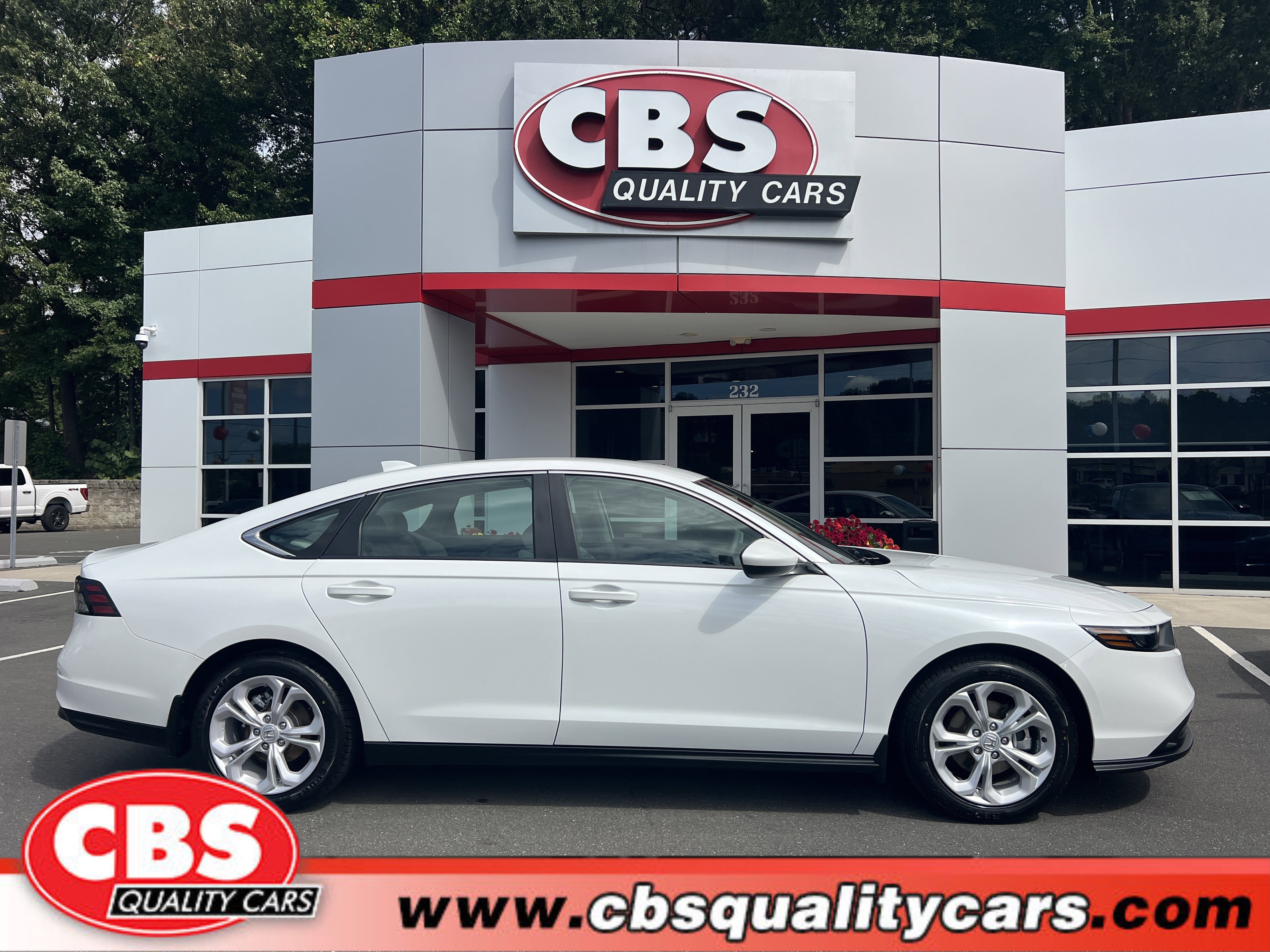 2024 Honda Accord LX's photo