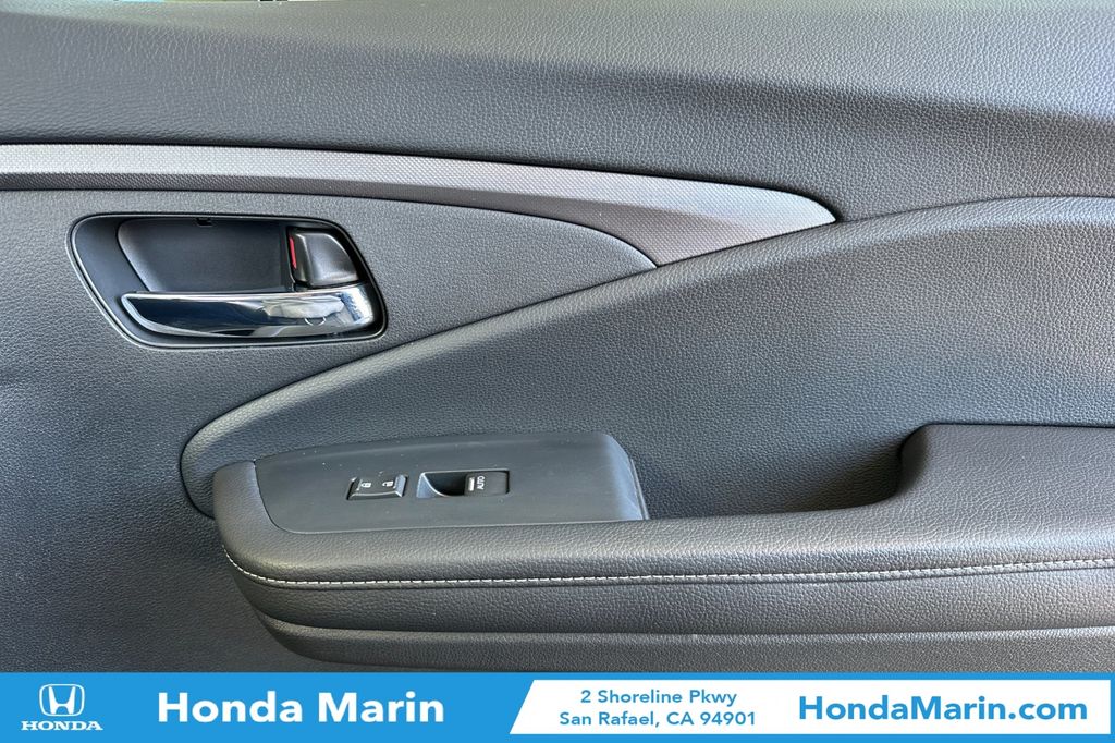 2022 Honda Ridgeline RTL-E photo 18
