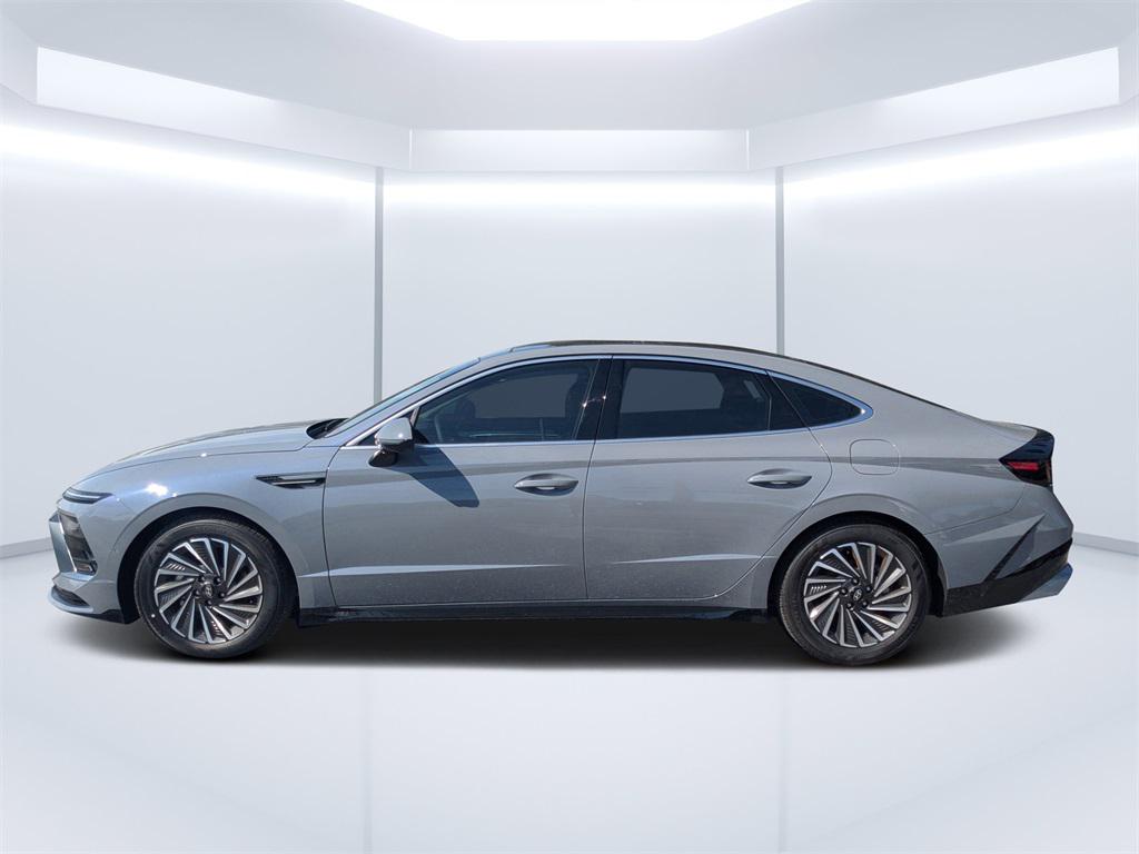 2025 Hyundai Sonata Hybrid Limited photo 6