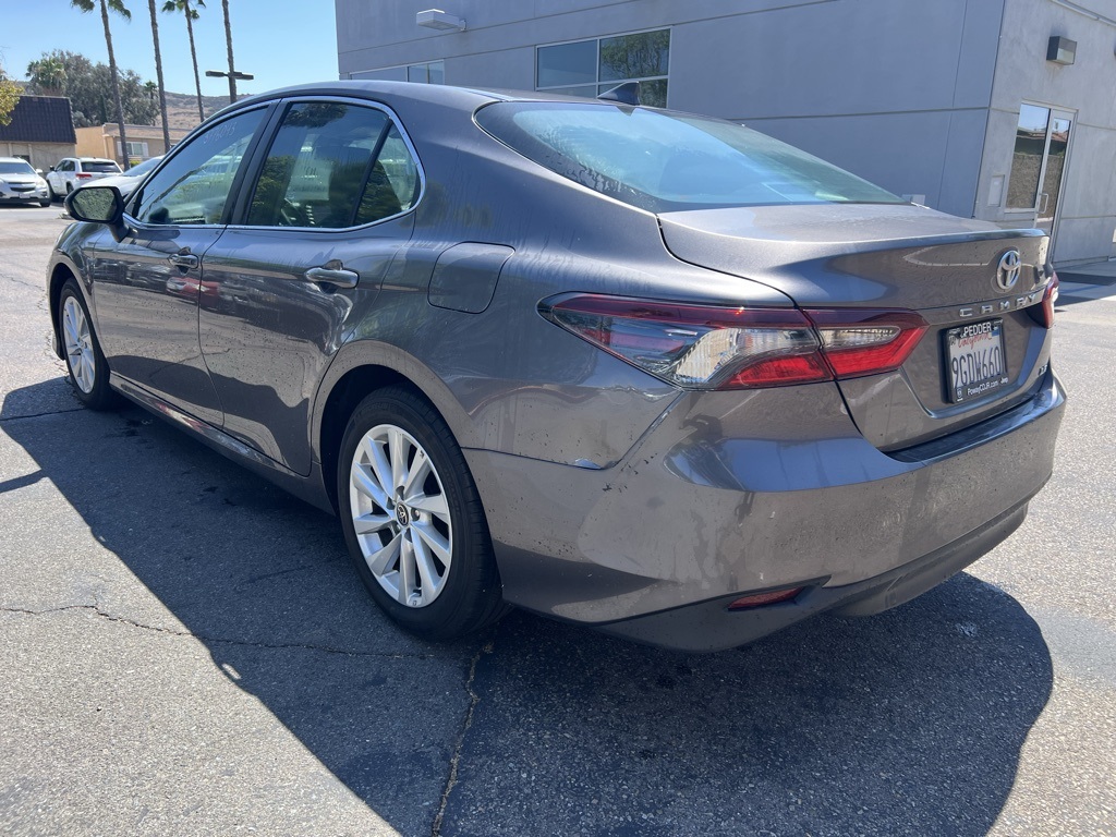 2023 Toyota Camry LE photo 4