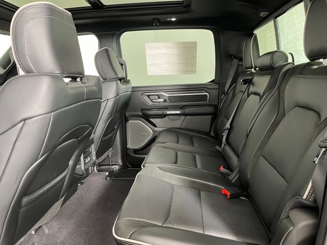 2025 Ram 1500 Laramie photo 4