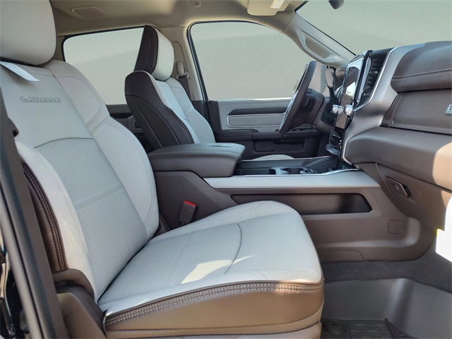 2025 Ram 2500 Laramie photo 29