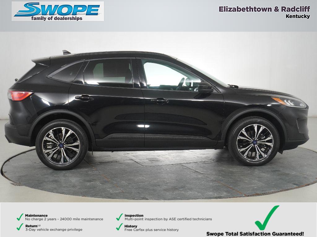 2022 Ford Escape SEL photo 2