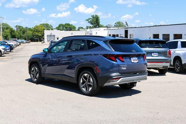 New 2025 Blue Hyundai SEL FWD image 3