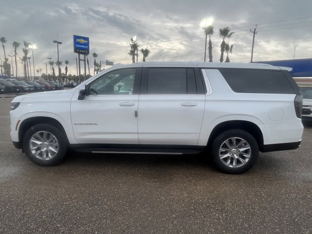 2025 Chevrolet Suburban Premier photo 4