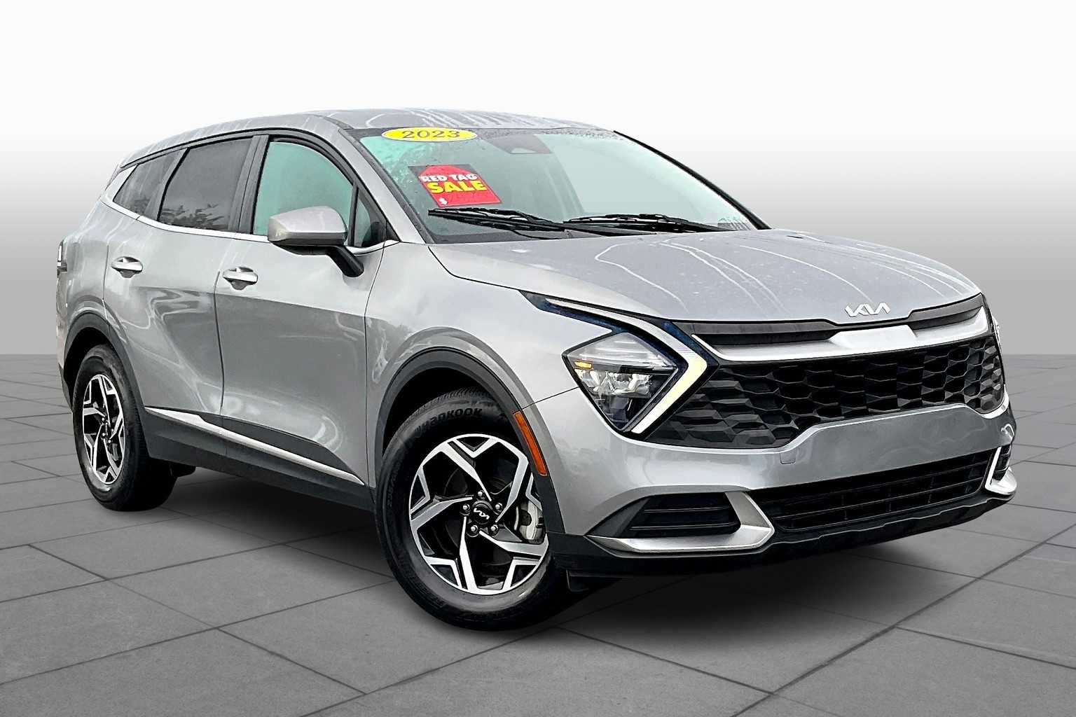 2023 Kia Sportage LX photo 2