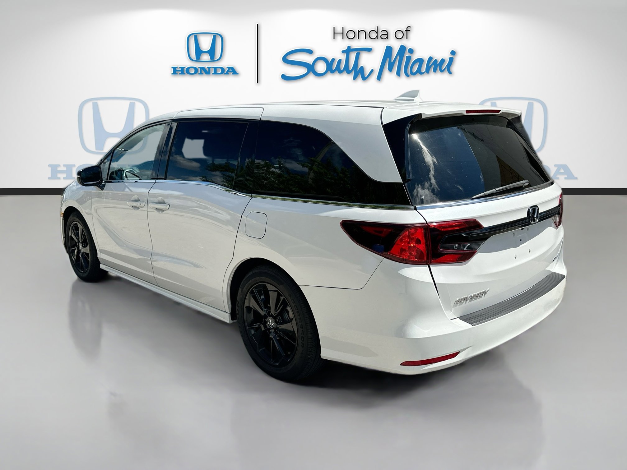 2023 Honda Odyssey Sport photo 4