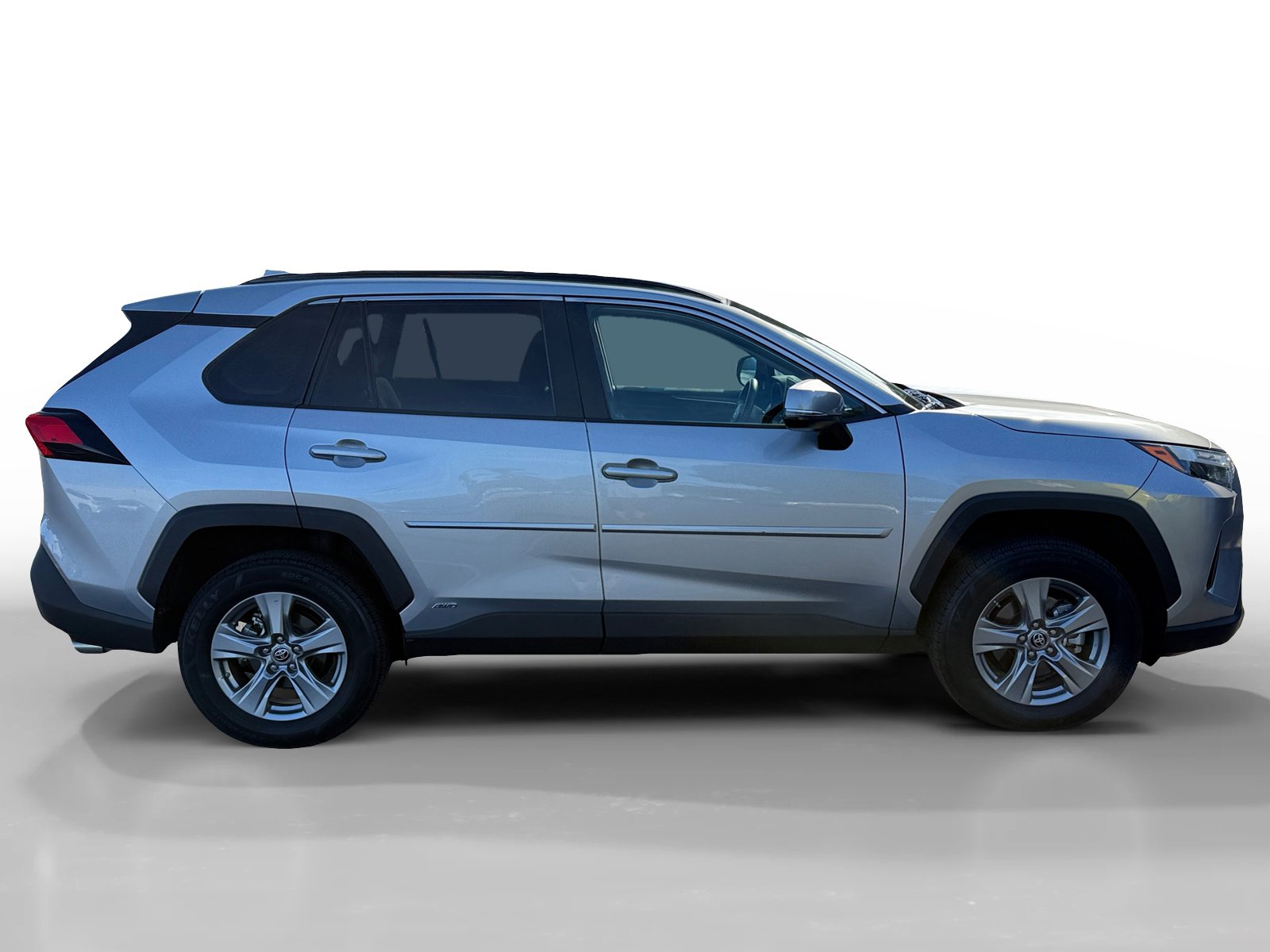 2023 Toyota RAV4 Hybrid LE photo 5