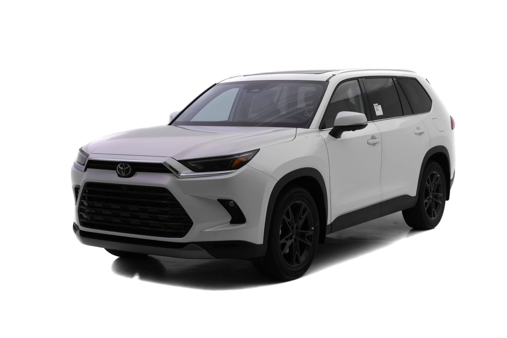 2026 Toyota Grand Highlander Platinum's photo