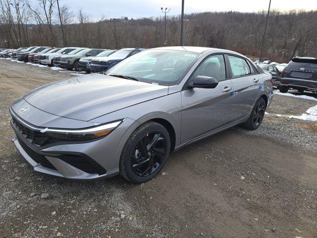 2026 Hyundai Elantra SEL's photo