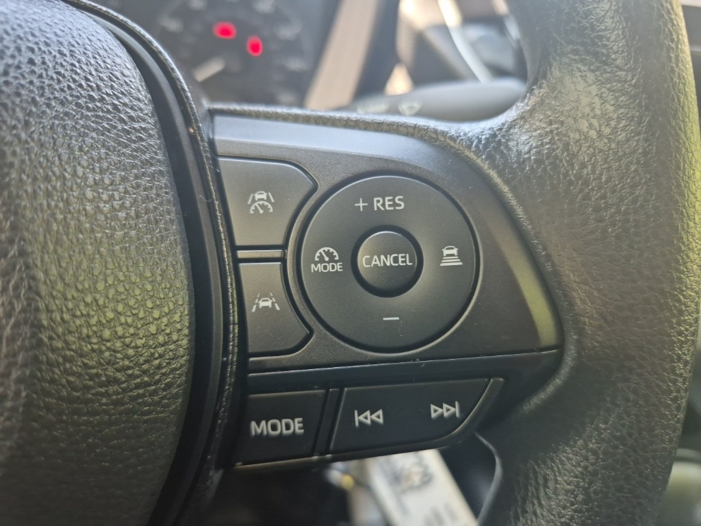 2024 Toyota Corolla LE photo 14