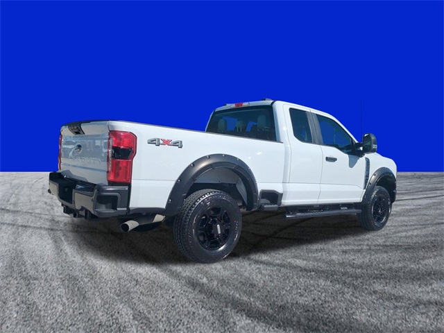 2024 Ford F-350 XL photo 3