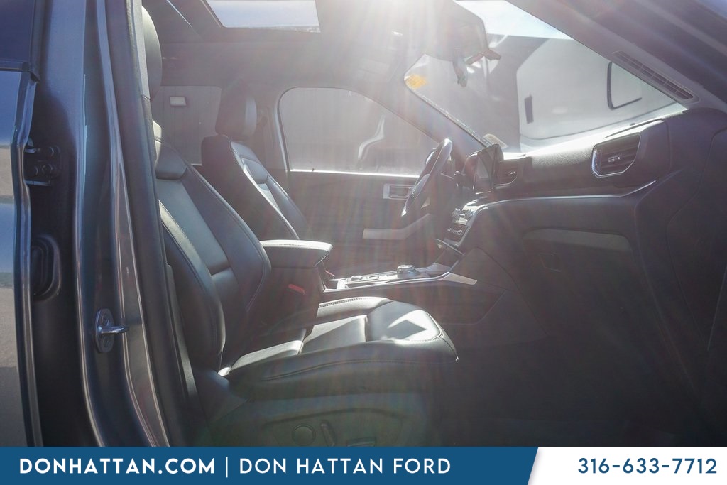 2022 Ford Explorer XLT photo 25
