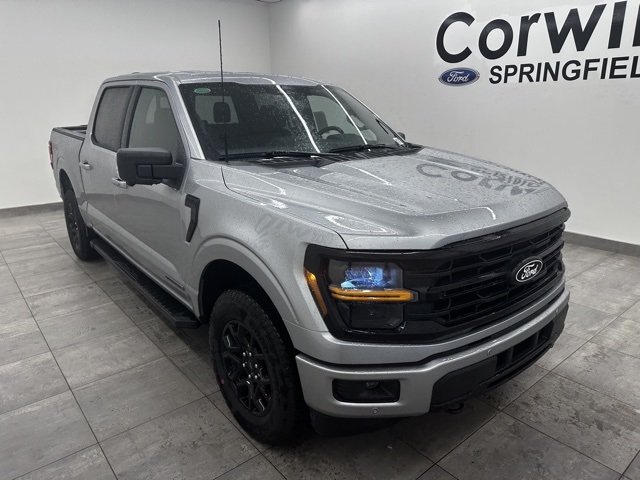 2025 Ford F-150 XLT photo 7