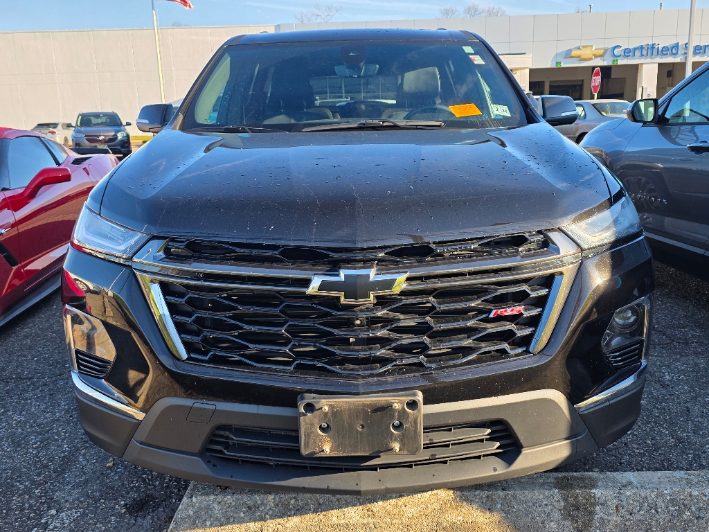 2023 Chevrolet Traverse RS photo 2