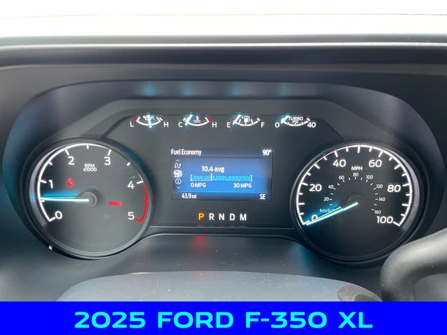 2025 Ford F-350 photo 2