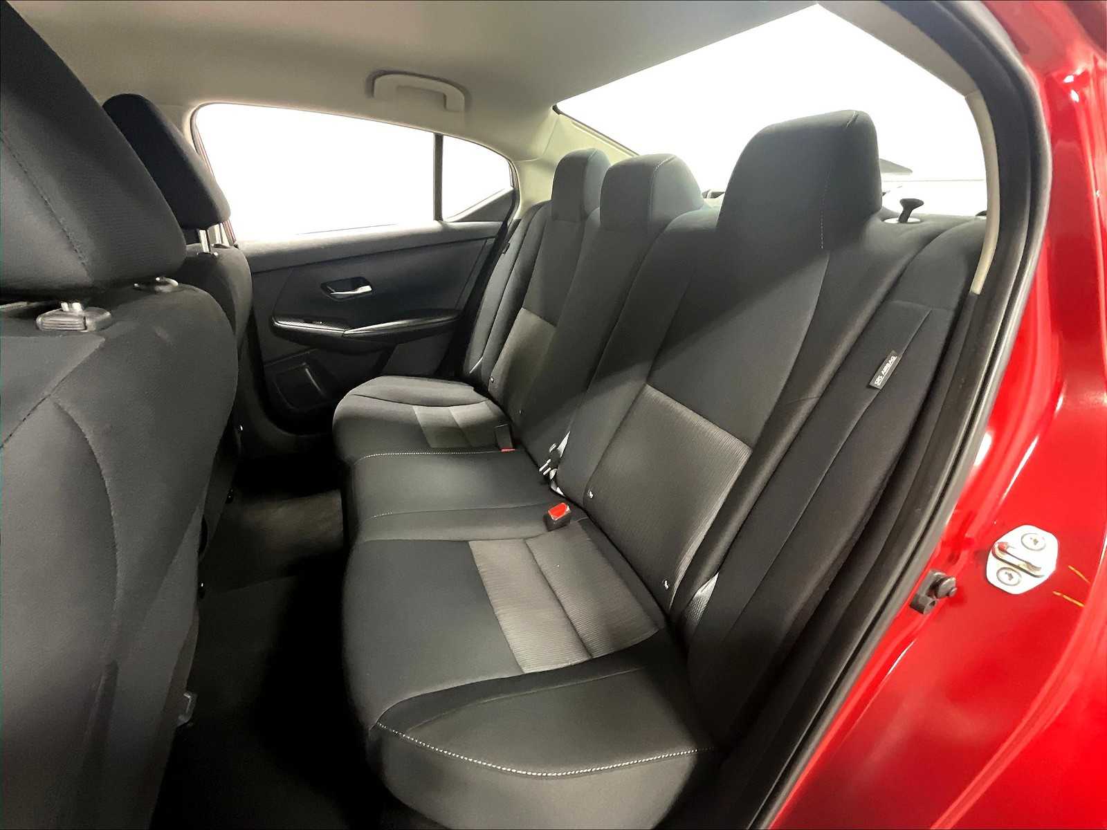 2023 Nissan Sentra SV photo 13