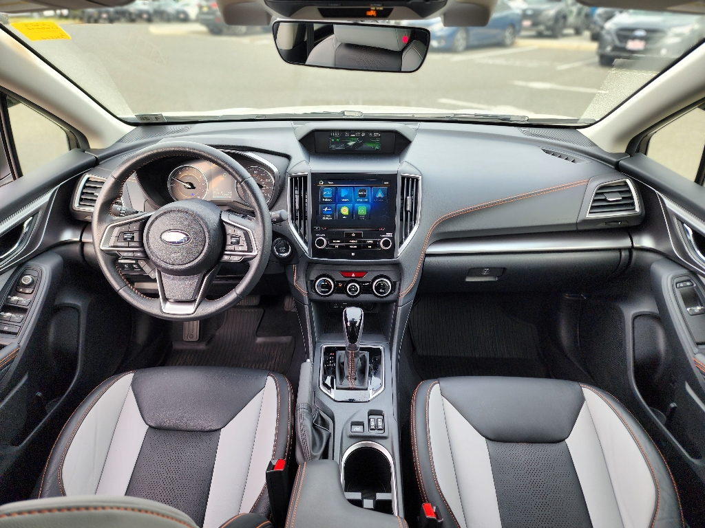 2023 Subaru Crosstrek Limited photo 2