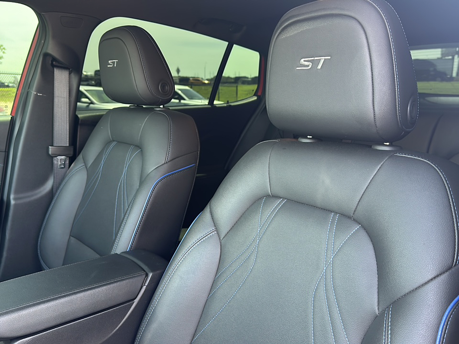 2024 Buick Envista Sport Touring photo 4