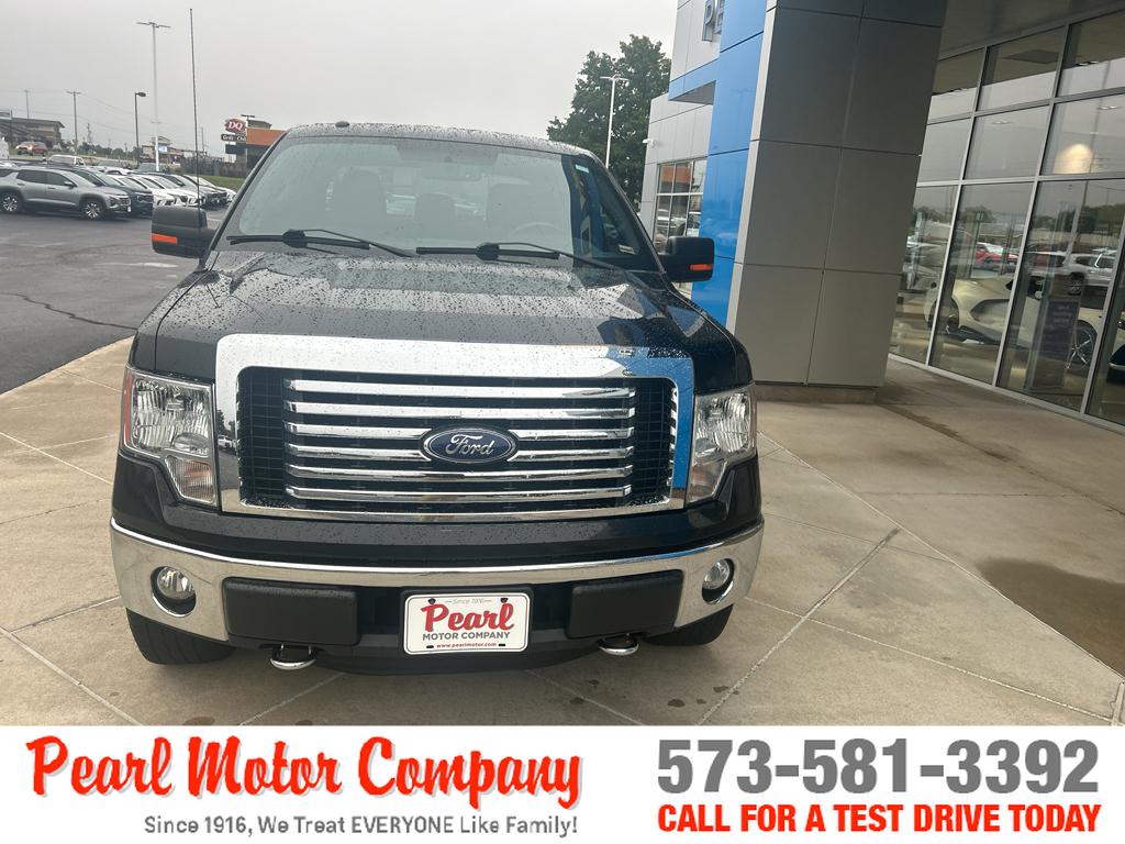2012 Ford F-150 XLT photo 2