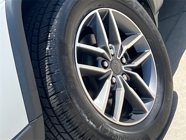 2022 Jeep Cherokee Limited photo 7