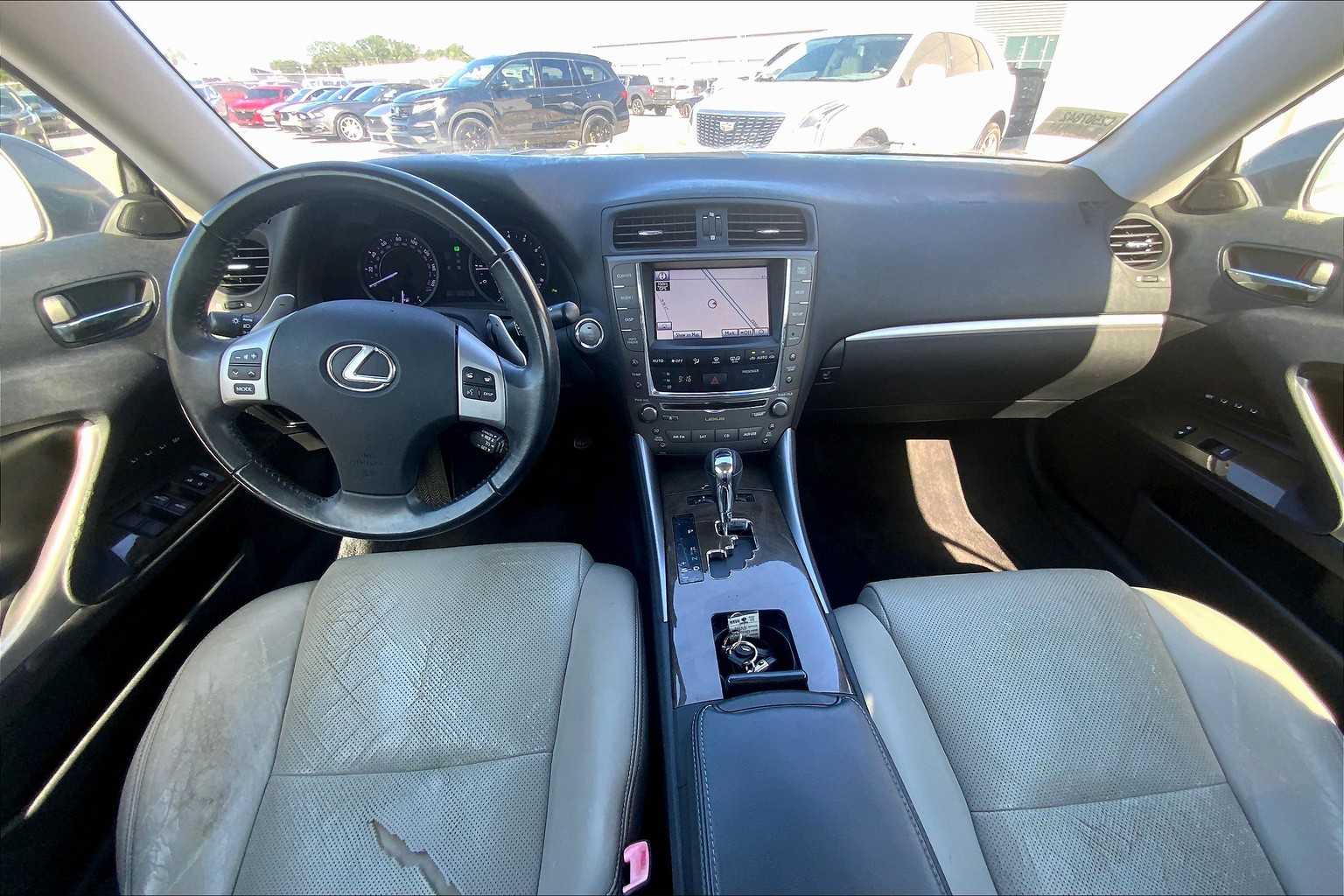 2012 Lexus IS 350C photo 14