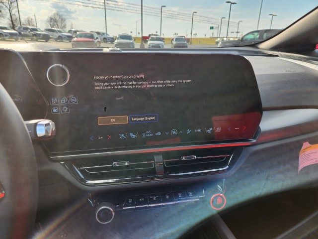 2025 Chevrolet Equinox EV 3RS photo 3