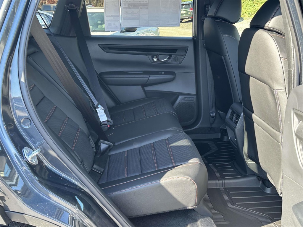 2026 Honda CR-V Hybrid Sport-L photo 4