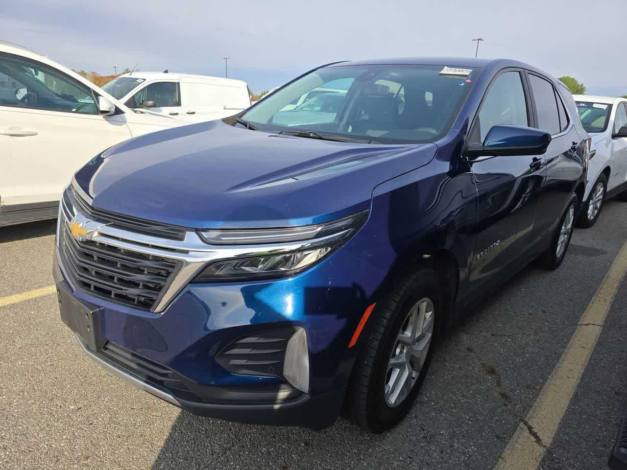 2023 Chevrolet Equinox LT's photo