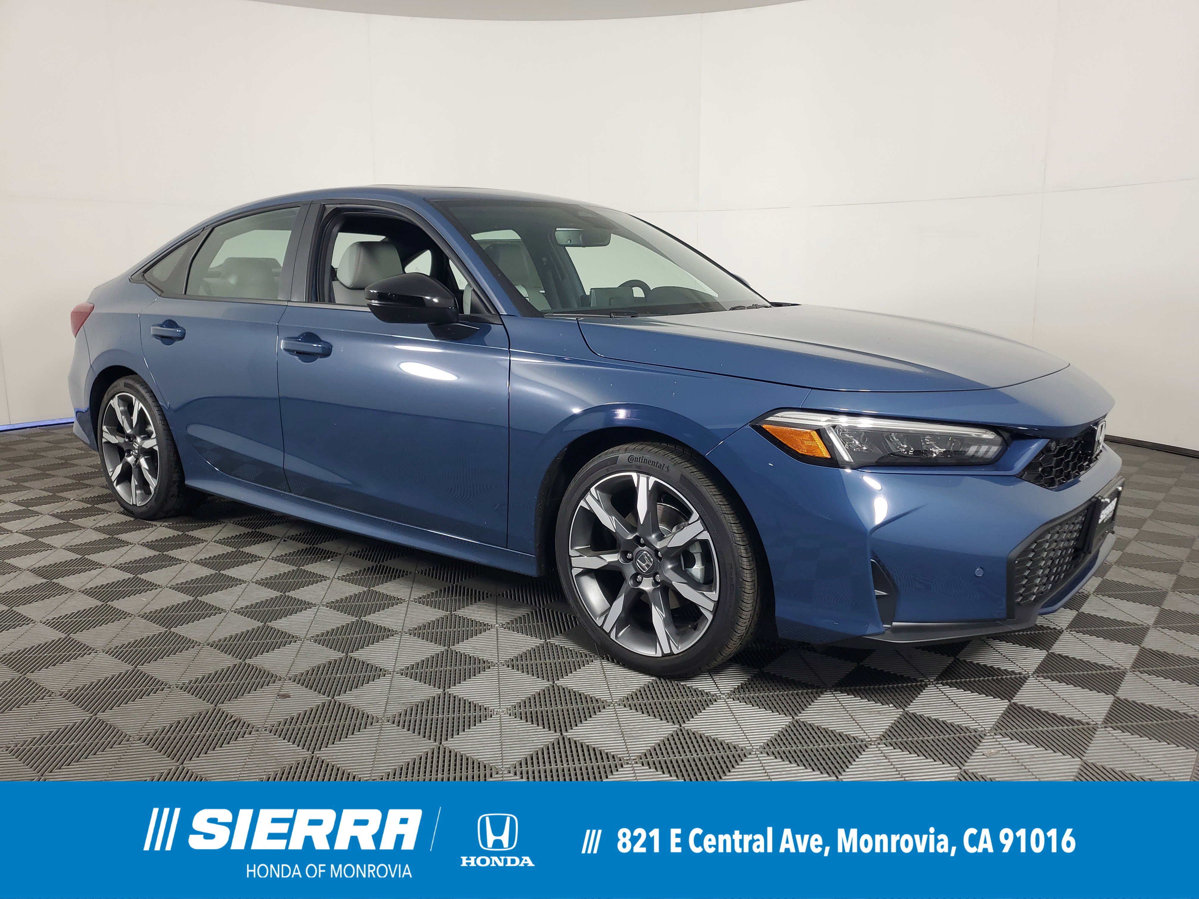 2026 Honda Civic Sport Touring's photo