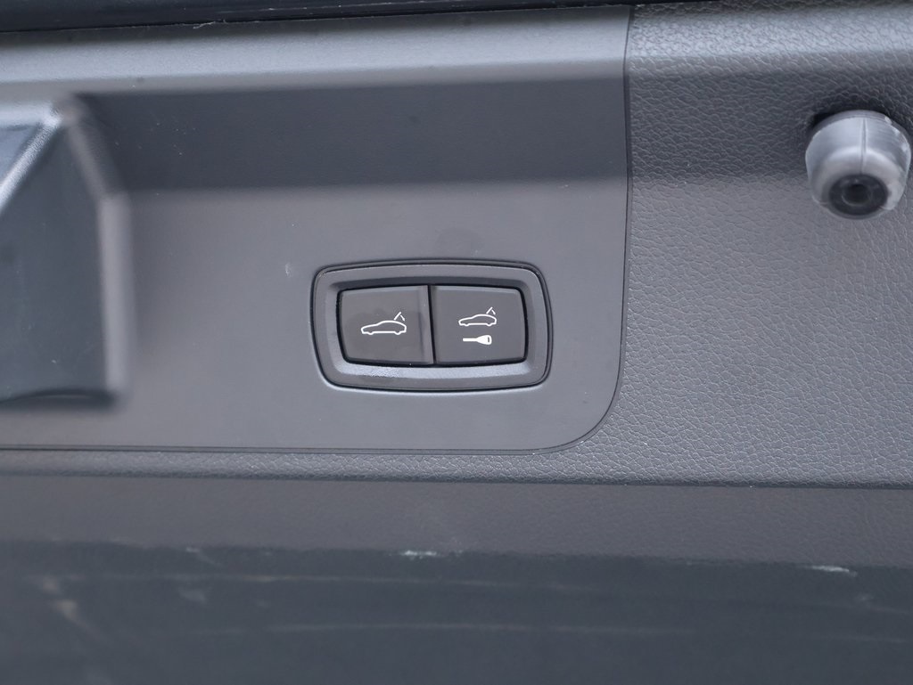 2018 Porsche Panamera Base 4 photo 17