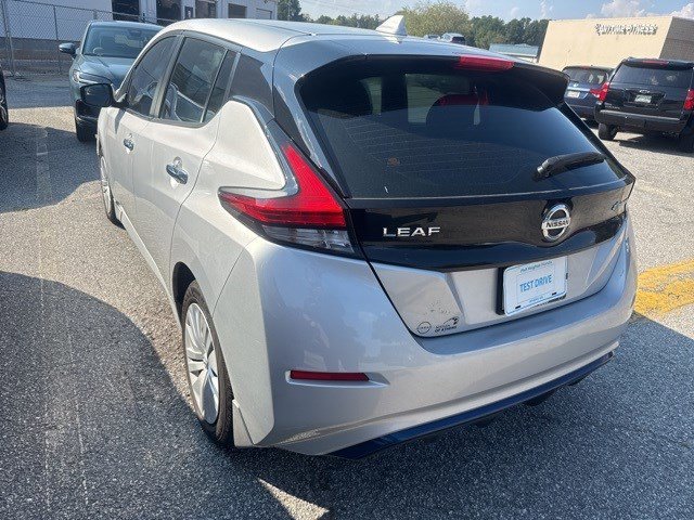 2018 Nissan Leaf S photo 7
