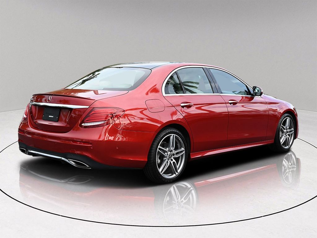 2019 Mercedes Benz E 300 photo 6