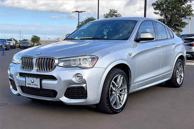 2017 BMW X4 M40i's photo