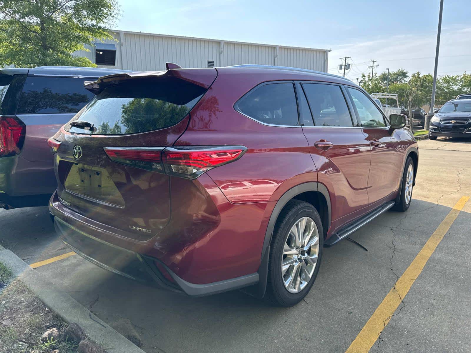 2020 Toyota Highlander Limited photo 4