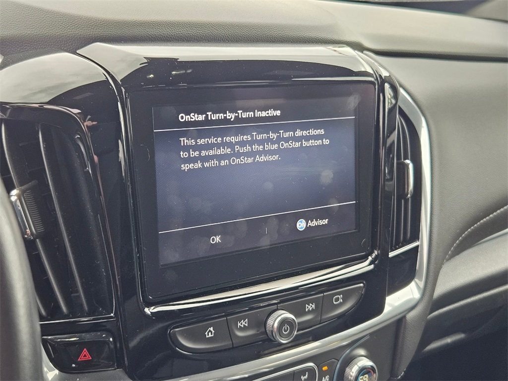 2022 Chevrolet Traverse Cloth 1LT photo 18