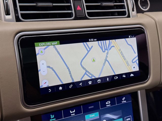 2020 Land Rover Range Rover HSE photo 13