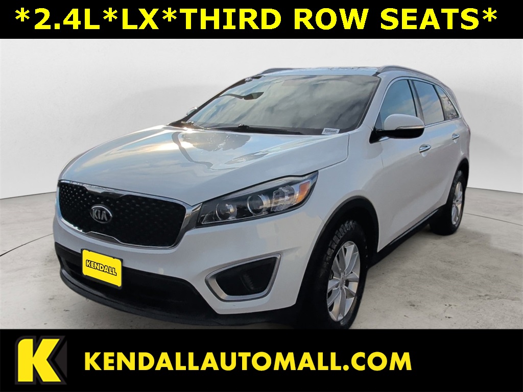 2018 Kia Sorento LX's photo
