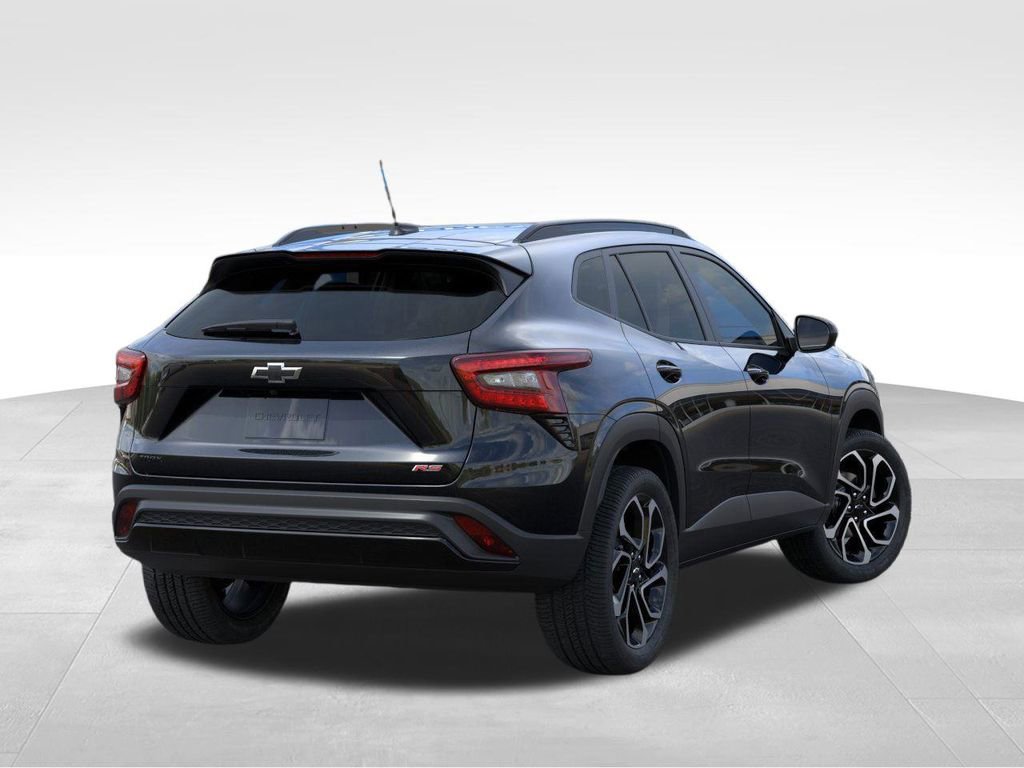 2026 Chevrolet Trax photo 2