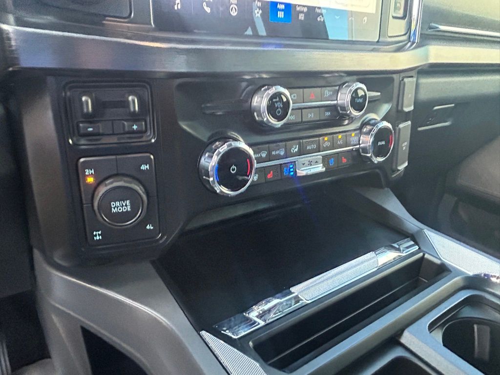 2025 Ford F-250 photo 39