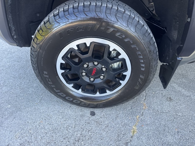 2024 Toyota Tacoma TRD Off-Road photo 23