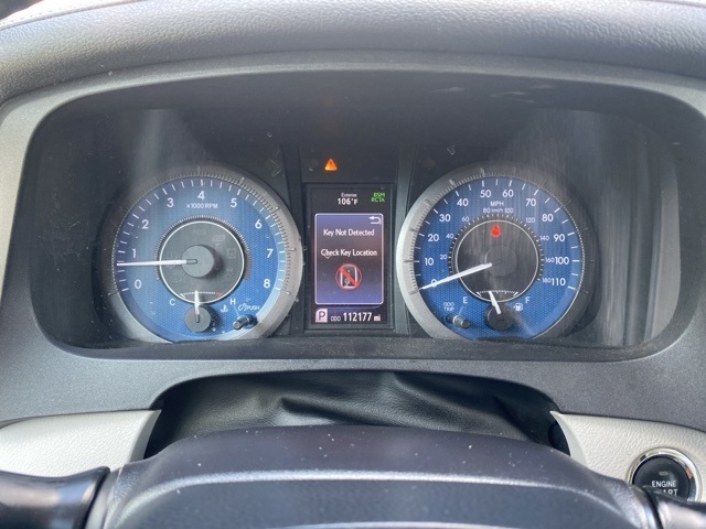 2020 Toyota Sienna XLE photo 23