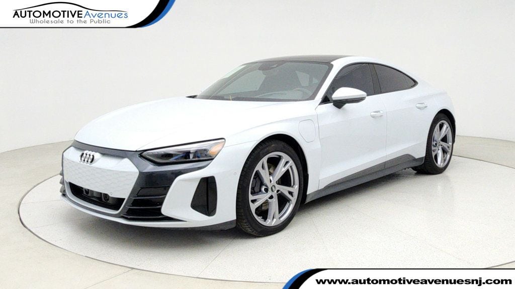 2024 Audi e-tron GT Prestige's photo
