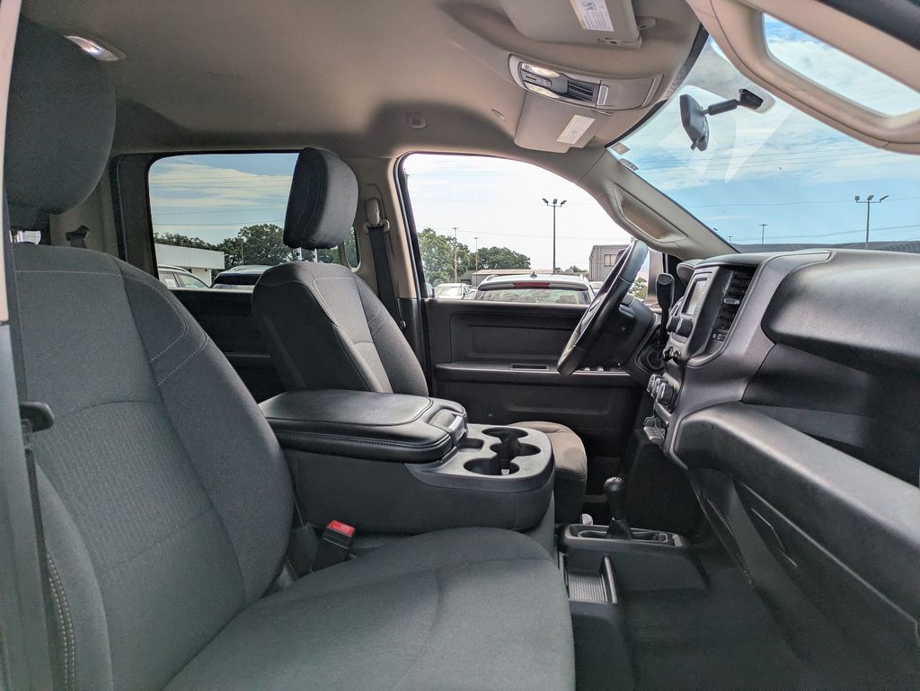2020 Ram 3500 Tradesman photo 26