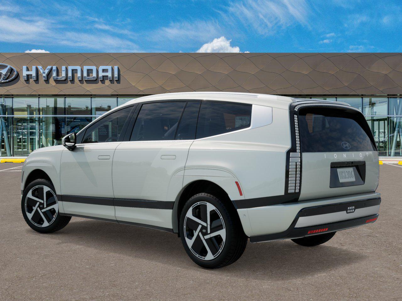2026 Hyundai Ioniq photo 5