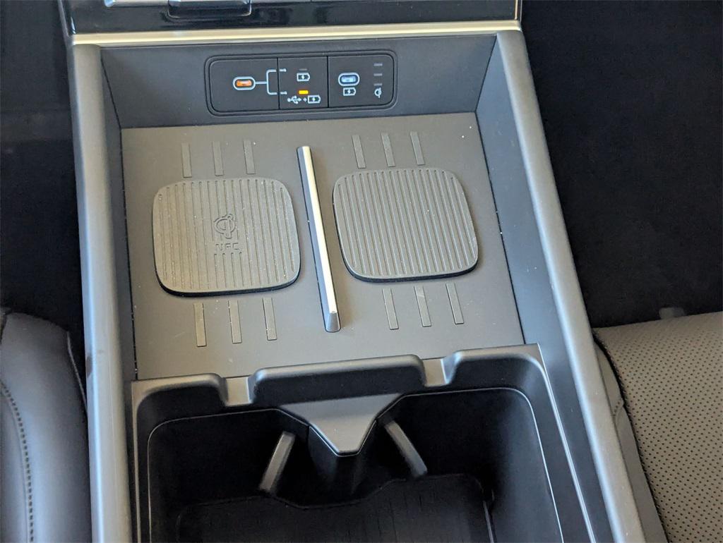 2025 Hyundai Santa Fe SEL photo 23