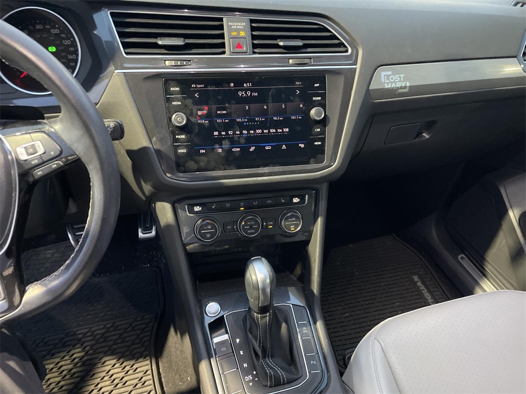 2021 Volkswagen Tiguan SE R-Line Black photo 17