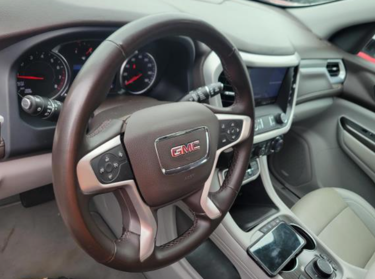 2023 Gmc Acadia SLT photo 4