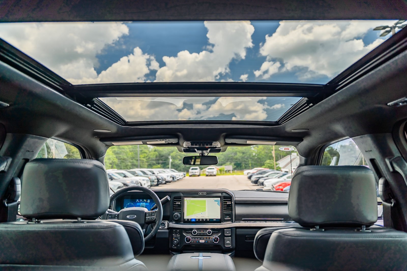 2025 Ford F-350 Platinum photo 19