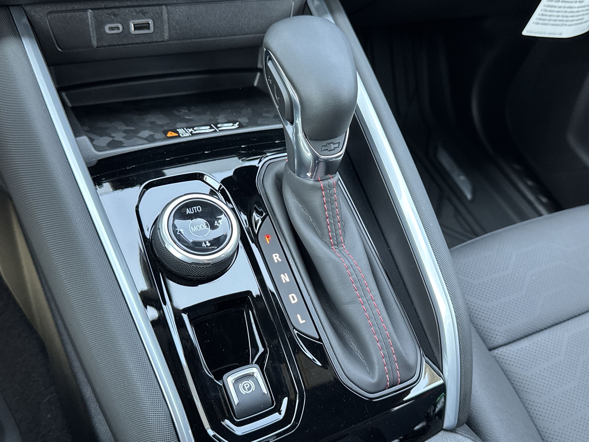 2026 Chevrolet Colorado Z71 photo 15